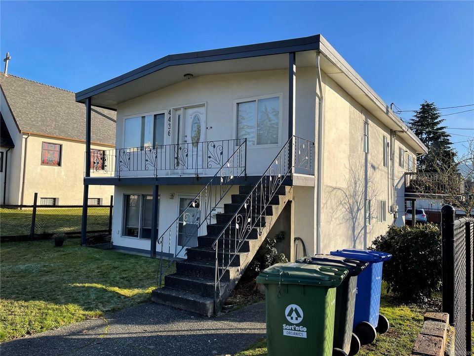 4436-redford-port-alberni-port-alberni-02