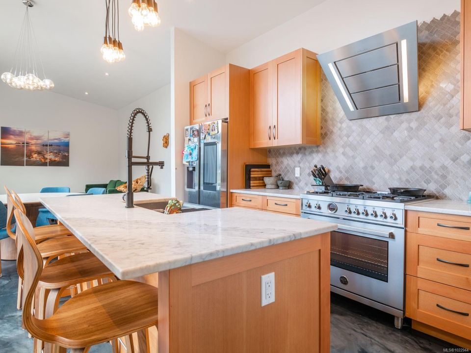 6415-walker-port-alberni-port-alberni-04