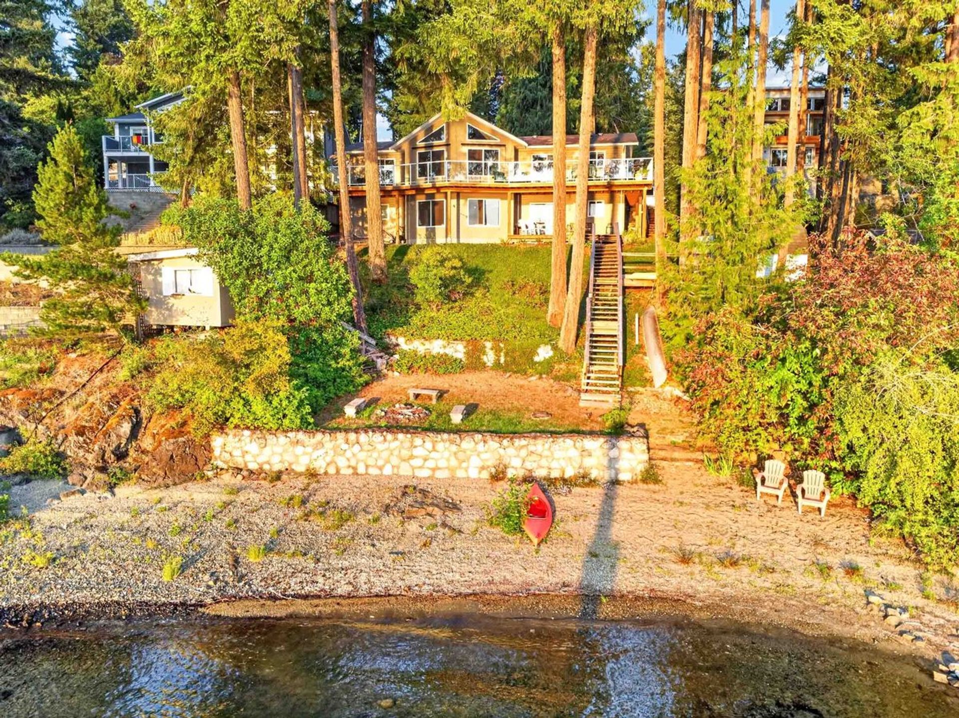 Photo of 8253 Dickson Drive, Sproat Lake, Port Alberni