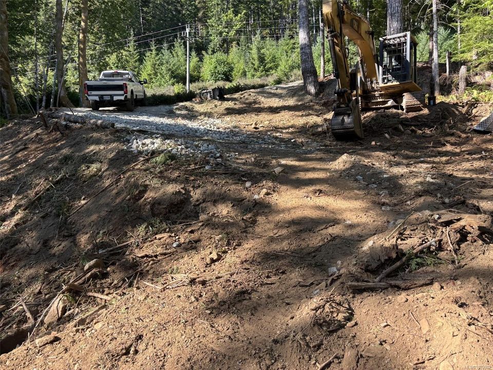 19350-pacific-rim-sproat-lake-port-alberni-05