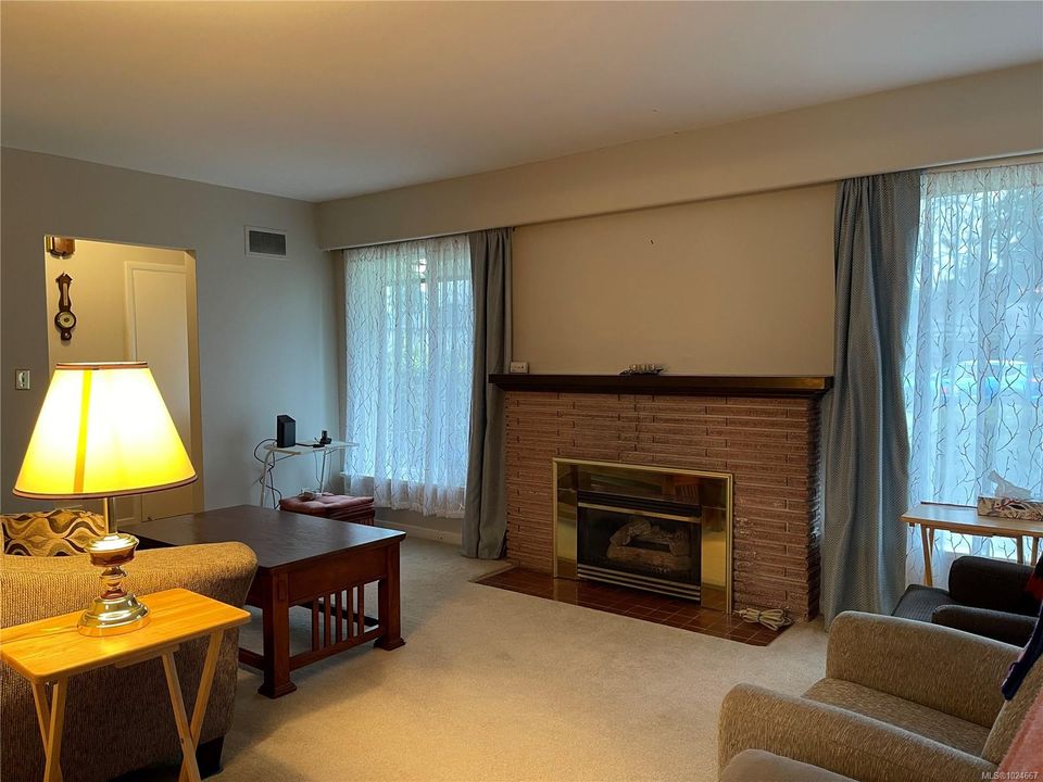 4937-morton-port-alberni-port-alberni-04