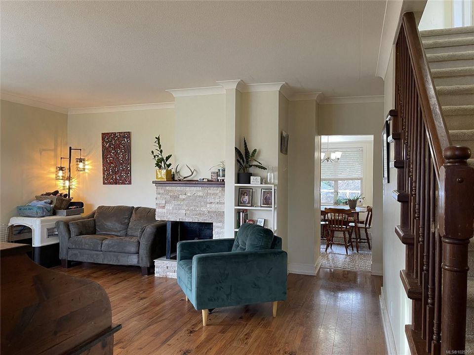 3908-4th-port-alberni-port-alberni-05