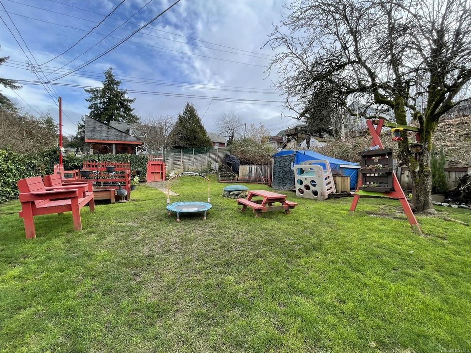 3351-4th-port-alberni-port-alberni-02