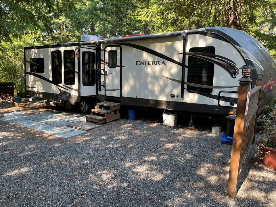 2650-turnbull-bowserdeep-bay-parksvillequalicum-01