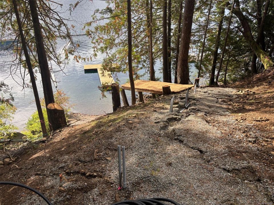 19350-pacific-rim-sproat-lake-port-alberni-03