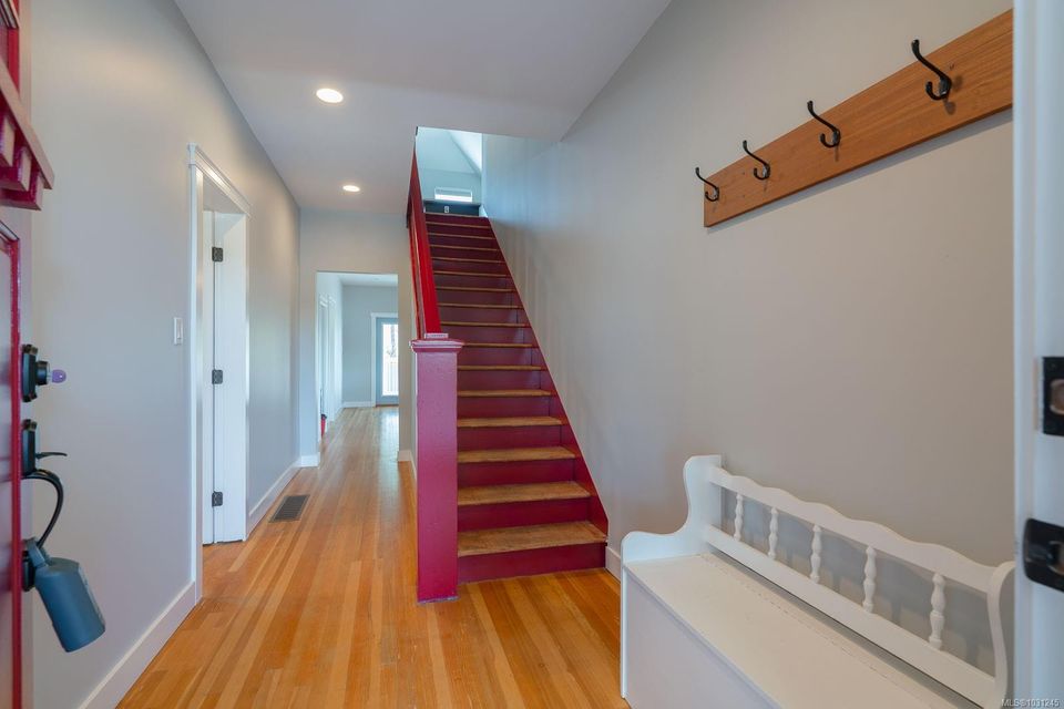 3807-5th-port-alberni-port-alberni-05