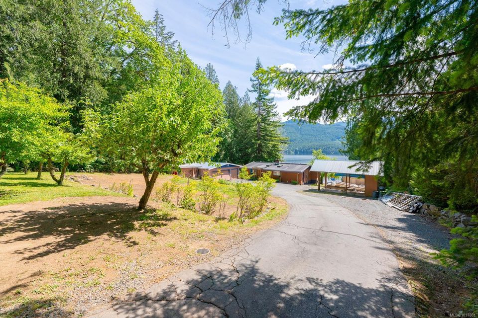 9242-stirling-arm-sproat-lake-port-alberni-05