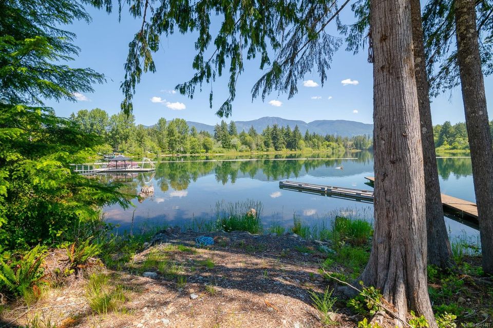 11254-pine-sproat-lake-port-alberni-02