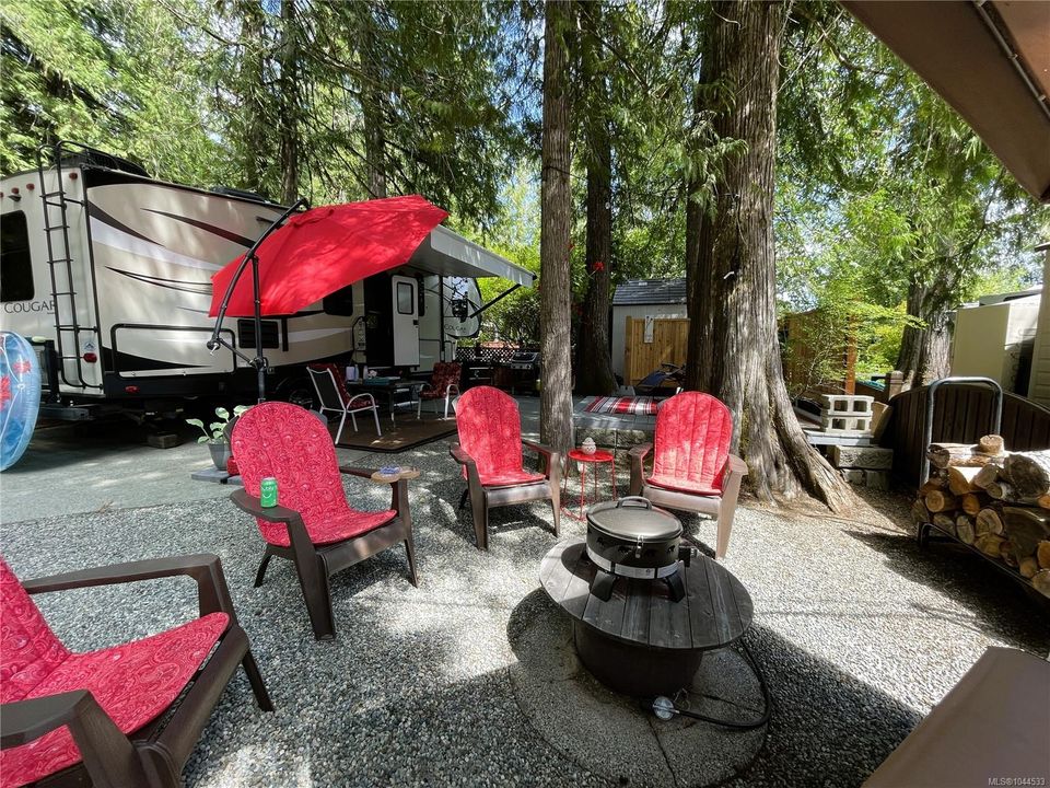 10324-lakeshore-sproat-lake-port-alberni-02