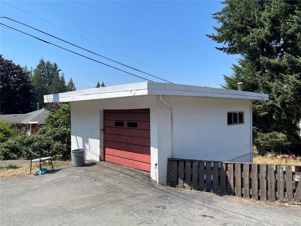 2502-16th-port-alberni-port-alberni-03