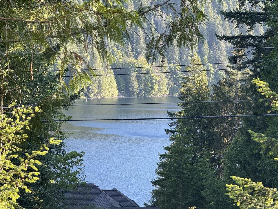 8423-sander-sproat-lake-port-alberni-04