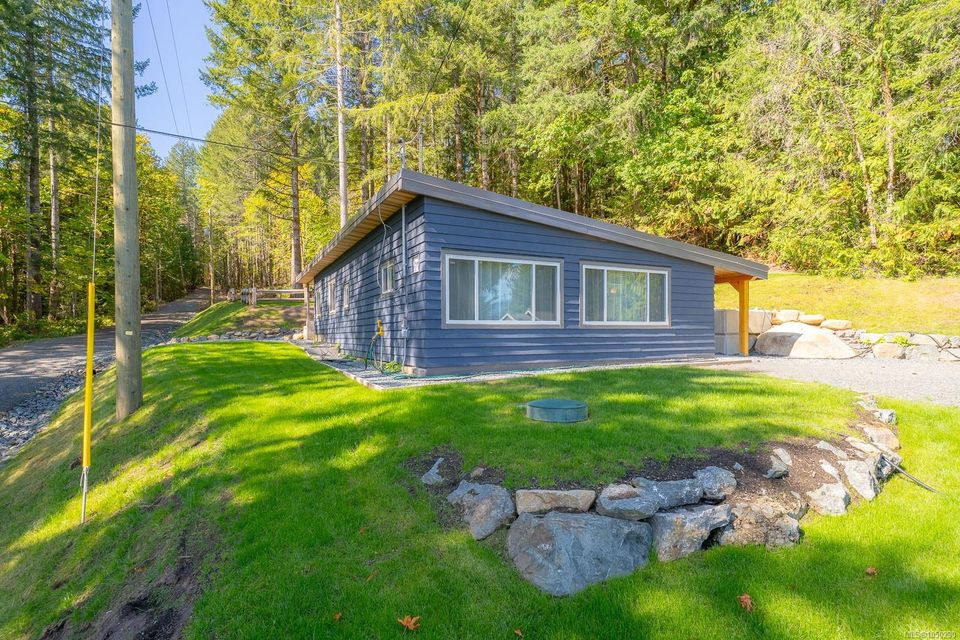 sl-2-lakeshore-sproat-lake-port-alberni-04