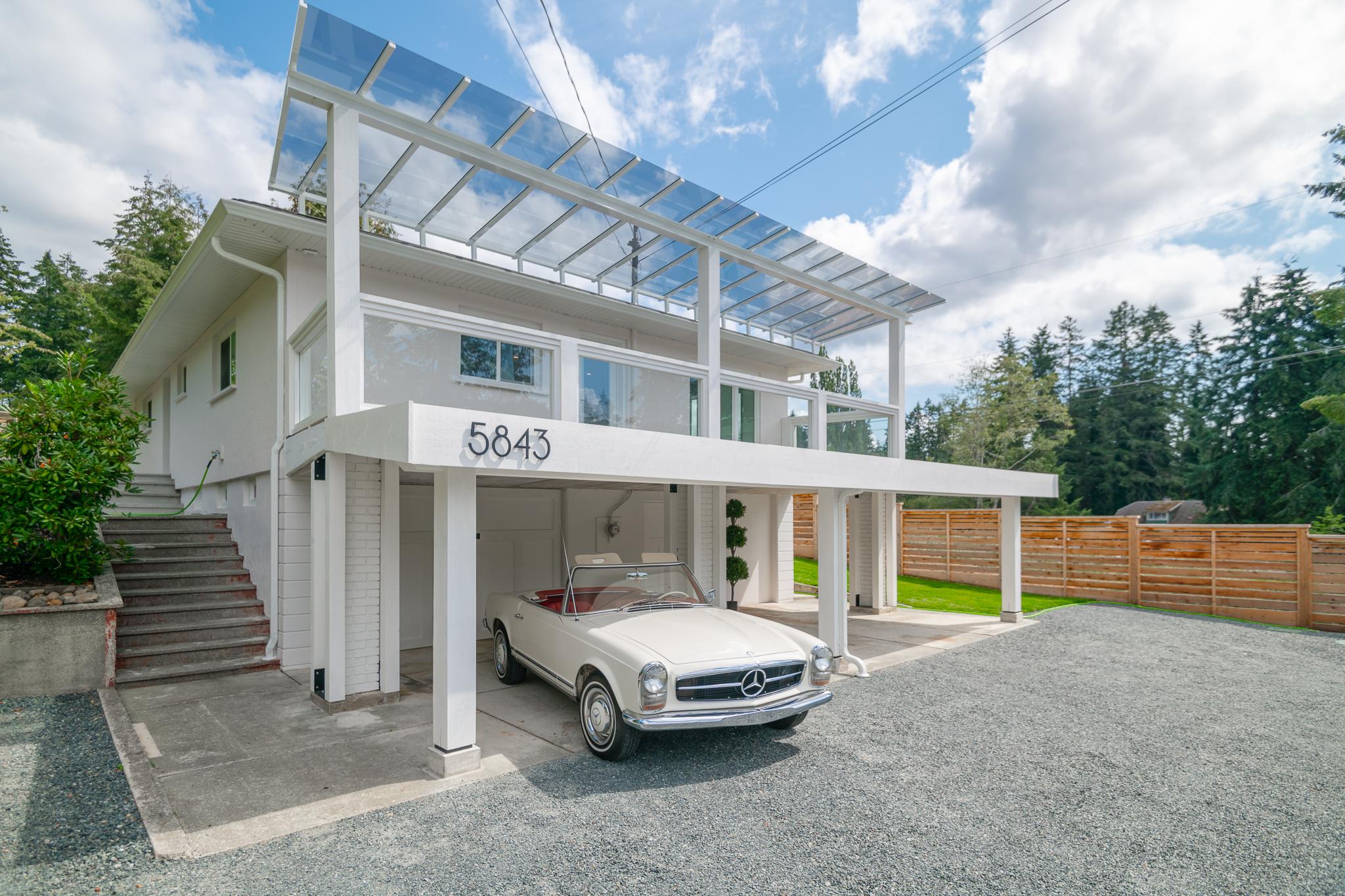 Modern House with sheltered car park
