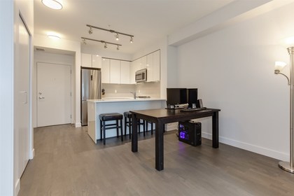 262251592-6 at 216 - 10011 River Road, Bridgeport RI, Richmond