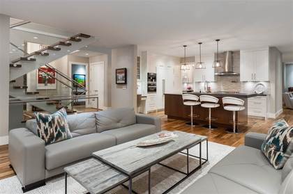 262233082-5 at 4090 Almondel Road, Bayridge, West Vancouver