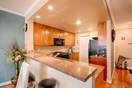 262049160-1 at 304 - 1428 w 6th Avenue, Fairview VW, Vancouver West