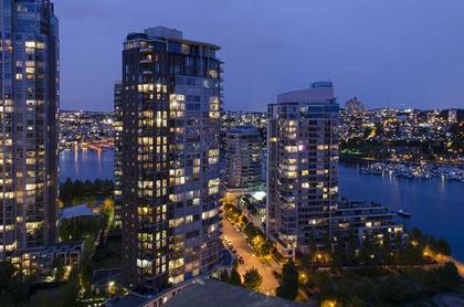 262087171-16 at 2806 - 583 Beach Crescent, Yaletown, Vancouver West