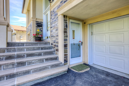 mls-4 at 3338 Riverspray Crescent, Applewood, Mississauga