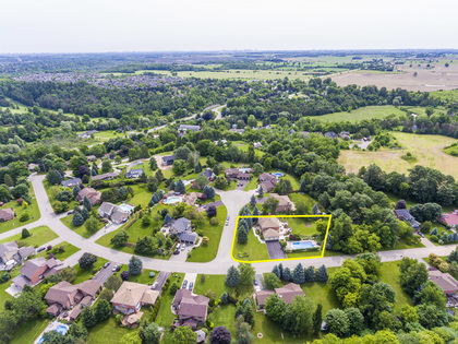 boundary-mls-12-01 at 2 Appelbe Court, Georgetown, Halton Hills