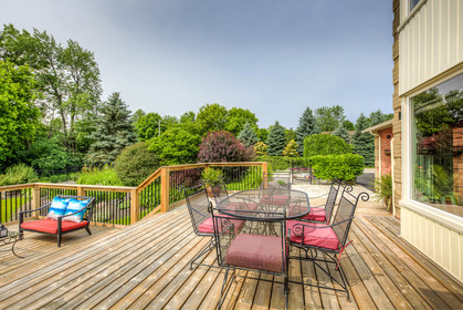 mls-117 at 2 Appelbe Court, Georgetown, Halton Hills