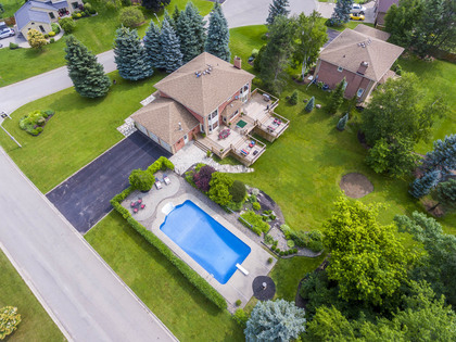 mls-5 at 2 Appelbe Court, Georgetown, Halton Hills