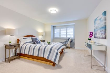 mls-40 at  Carding Mill Trail, Rural Oakville, Oakville
