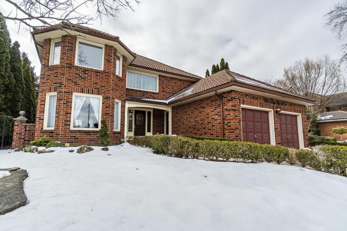 2366 Deer Run Avenue, Eastlake, Oakville 