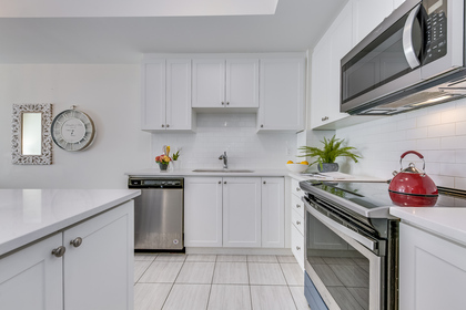 mls-12 at 249 - 19 Applewood Lane, Etobicoke West Mall, Toronto