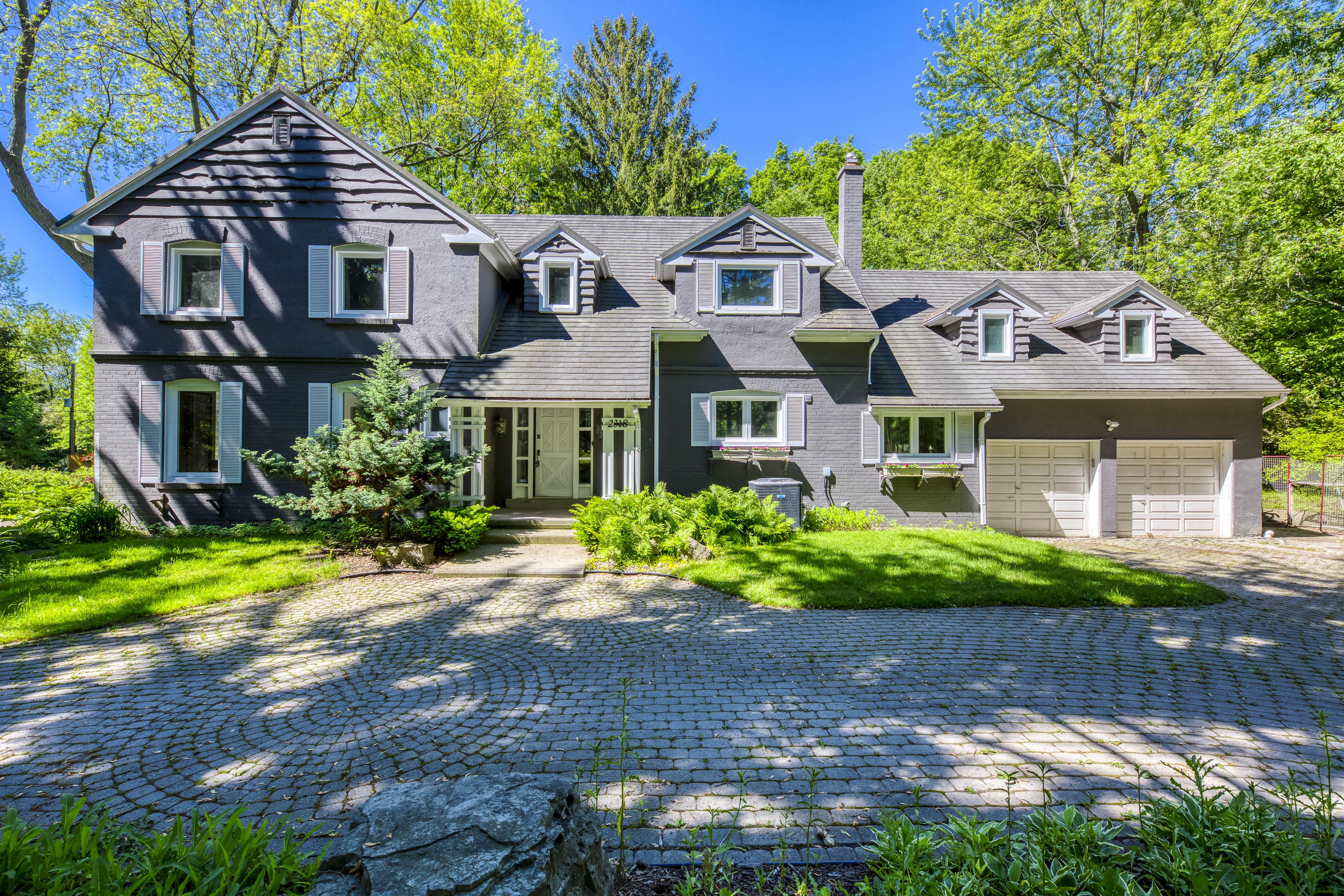 2318 Bennington Gate, Eastlake, Oakville 