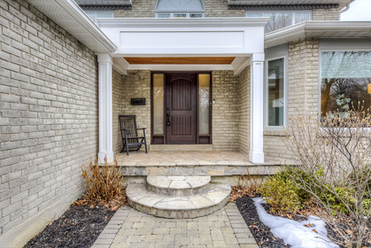 mls-3 at 503 Blenheim Crescent, Eastlake, Oakville