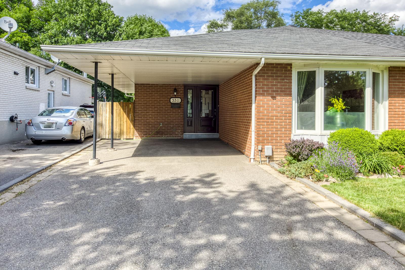 311 Ivernia Drive, Applewood, Mississauga 