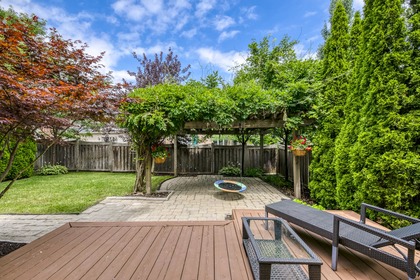 Backyard - 2459 Bon Echo Dr, Oakville - Elite3 & Team at 2459 Bon Echo Drive, Iroquois Ridge North, Oakville