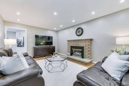 mls-20 at 1197 Glenashton Drive, Iroquois Ridge North, Oakville