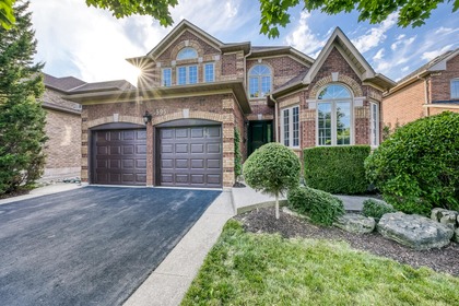 Exterior - 1395 Summerhill Cres, Oakville - Elite3 & Team at 1395 Summerhill Crescent, Iroquois Ridge North, Oakville