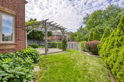 Backyard - 1395 Summerhill Cres, Oakville - Elite3 & Team at 1395 Summerhill Crescent, Iroquois Ridge North, Oakville