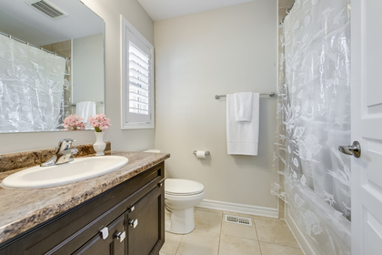 Main Bathroom- 1552 Farmstead Dr, Milton - Elite3 & Team at 1552 Farmstead Drive, Ford, Milton