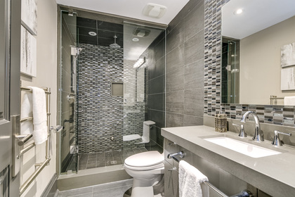 Basement Bathroom 1 - 1283 Whiteoaks Ave, Mississauga - Elite3 & Team at 1283 Whiteoaks Avenue, Lorne Park, Mississauga