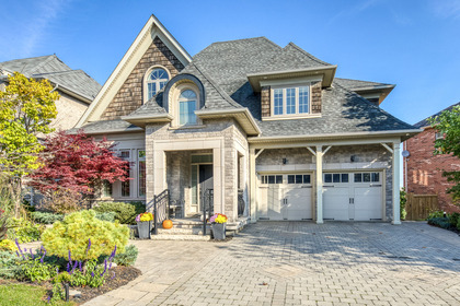 Exterior - 2415 Lyndhurst Dr, Oakville - Elite3 & Team at 2415 Lyndhurst Drive, Iroquois Ridge North, Oakville