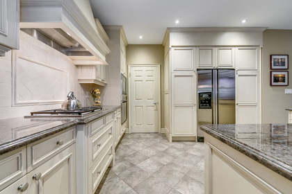 Chef's Kitchen - 2460 Bon Echo Dr, Oakville - Elite3 & Team at 2460 Bon Echo Drive, Iroquois Ridge North, Oakville