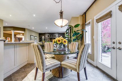 Breakfast Area - 2460 Bon Echo Dr, Oakville - Elite3 & Team at 2460 Bon Echo Drive, Iroquois Ridge North, Oakville