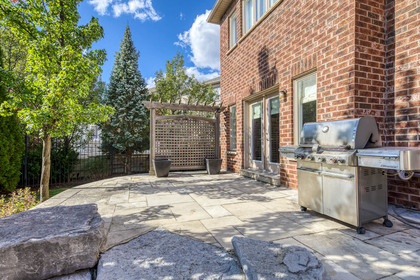 Backyard - 2460 Bon Echo Dr, Oakville - Elite3 & Team at 2460 Bon Echo Drive, Iroquois Ridge North, Oakville