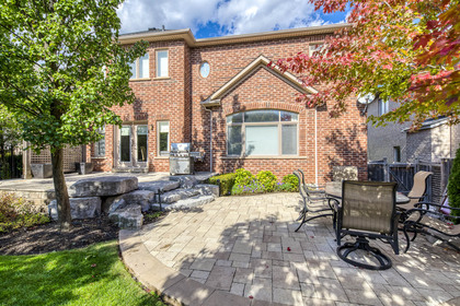 Backyard - 2460 Bon Echo Dr, Oakville - Elite3 & Team at 2460 Bon Echo Drive, Iroquois Ridge North, Oakville