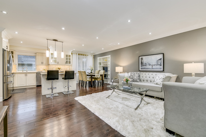 Great Room - 2058 Constance Dr, Oakville - Elite3 & Team at 2058 Constance Drive, Eastlake, Oakville