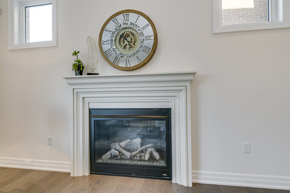 Family Room - 95 North Park Blvd, Oakville - Elite3 & Team at 95 Park Boulevard, Rural Oakville, Oakville