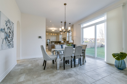 Breakfast Area - 95 North Park Blvd, Oakville - Elite3 & Team at 95 Park Boulevard, Rural Oakville, Oakville