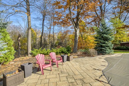 Backyard - 5041 Lakeshore Rd, Burlington - Elite3 & Team at 5041 Lakeshore Road, Appleby, Burlington Backyard - 5041 Lakeshore Rd, Burlington - Elite3 & Team at 5041 Lakeshore Road, Appleby, Burlington