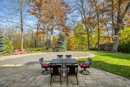 Backyard - 5041 Lakeshore Rd, Burlington - Elite3 & Team at 5041 Lakeshore Road, Appleby, Burlington Backyard - 5041 Lakeshore Rd, Burlington - Elite3 & Team at 5041 Lakeshore Road, Appleby, Burlington