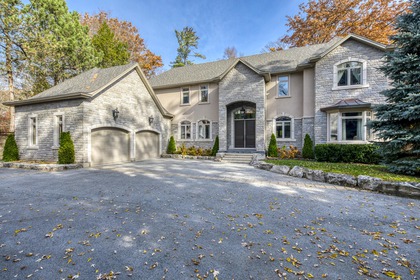 Exterior - 5041 Lakeshore Rd, Burlington - Elite3 & Team at 5041 Lakeshore Road, Appleby, Burlington Exterior - 5041 Lakeshore Rd, Burlington - Elite3 & Team at 5041 Lakeshore Road, Appleby, Burlington