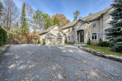 Exterior - 5041 Lakeshore Rd, Burlington - Elite3 & Team at 5041 Lakeshore Road, Appleby, Burlington Exterior - 5041 Lakeshore Rd, Burlington - Elite3 & Team at 5041 Lakeshore Road, Appleby, Burlington