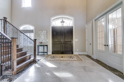 Foyer - 5041 Lakeshore Rd, Burlington - Elite3 & Team at 5041 Lakeshore Road, Appleby, Burlington Foyer - 5041 Lakeshore Rd, Burlington - Elite3 & Team at 5041 Lakeshore Road, Appleby, Burlington